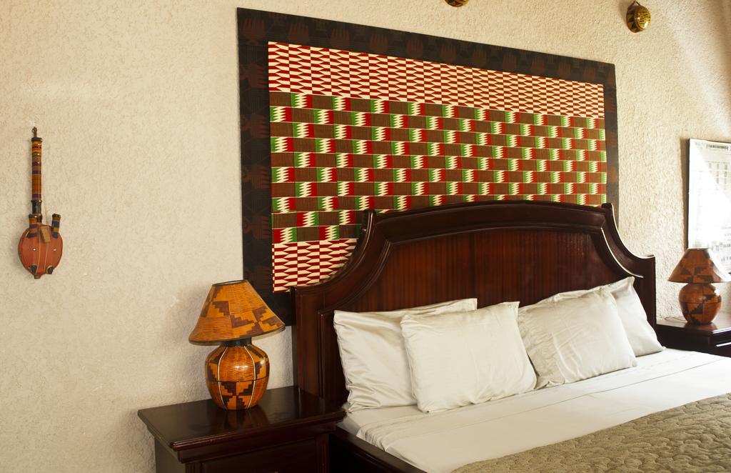 Four Villages Inn Kumasi Dış mekan fotoğraf